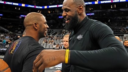 再见保罗！突然要被裁！NBA只是生意场，但你们确实不配总冠军