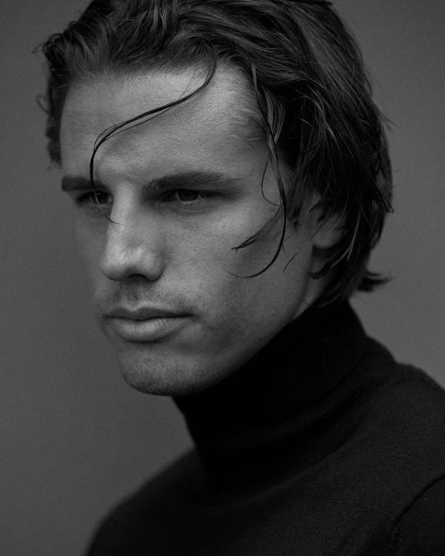 1625212954734006214.jpg 1625212954734006214.jpg